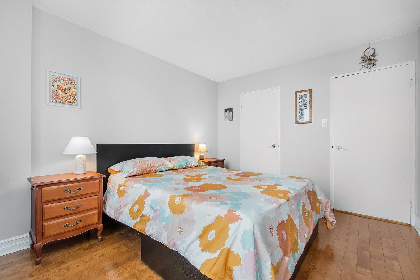 Chambre à coucher principale - 715-2555 Av. Du Havre-Des-Îles, Laval (Chomedey), QC - Indoor Photo Showing Bedroom