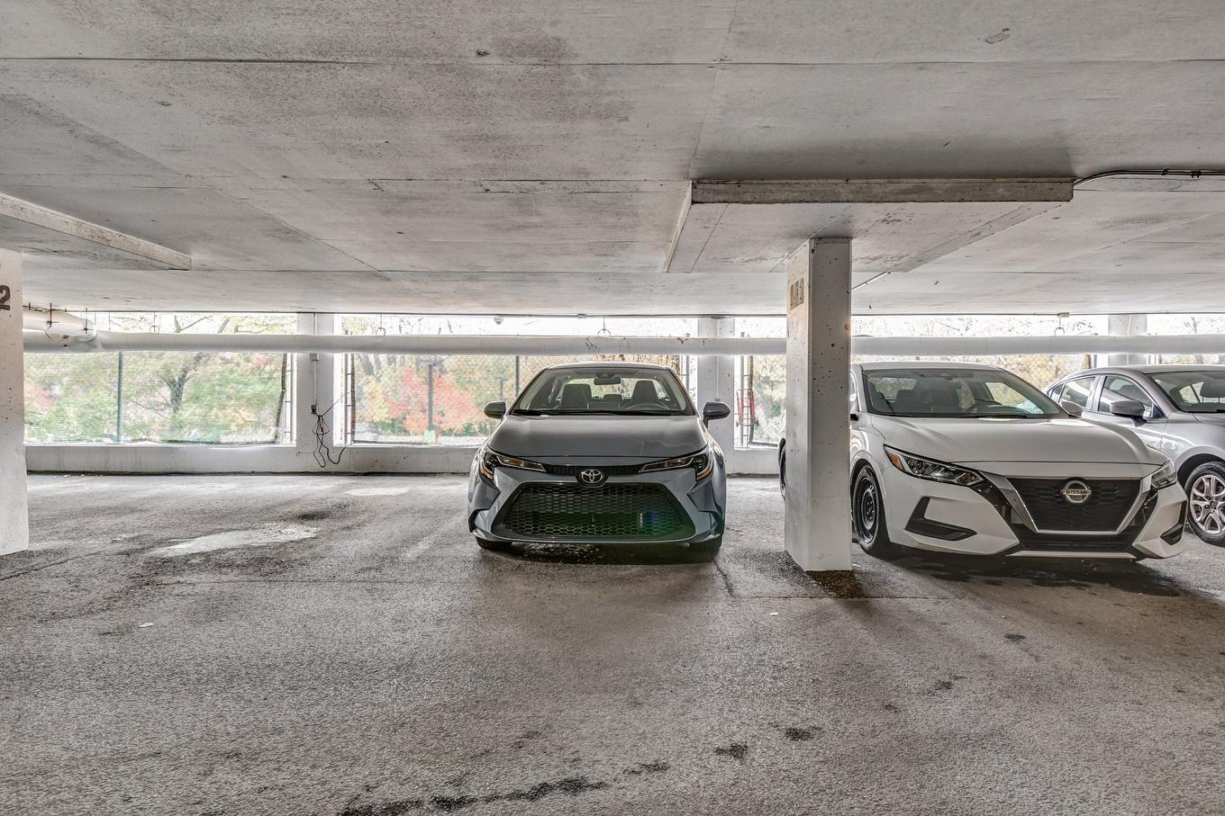 Autre - 715-2555 Av. Du Havre-Des-Îles, Laval (Chomedey), QC - Indoor Photo Showing Garage