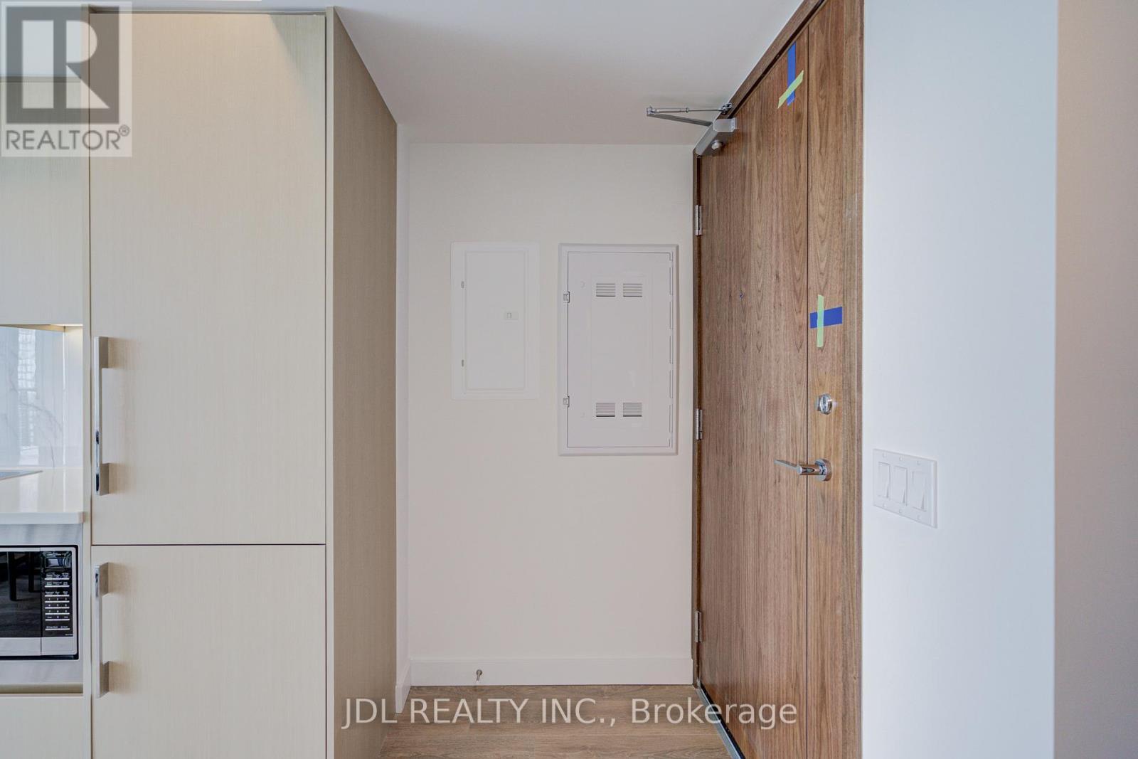 5112 - 1 Concord Cityplace Way, Toronto, ON -