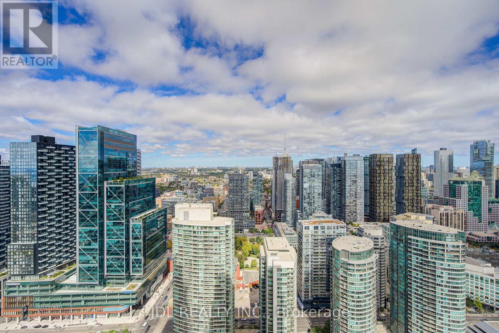 5112 - 1 Concord Cityplace Way, Toronto, ON - Outdoor With View