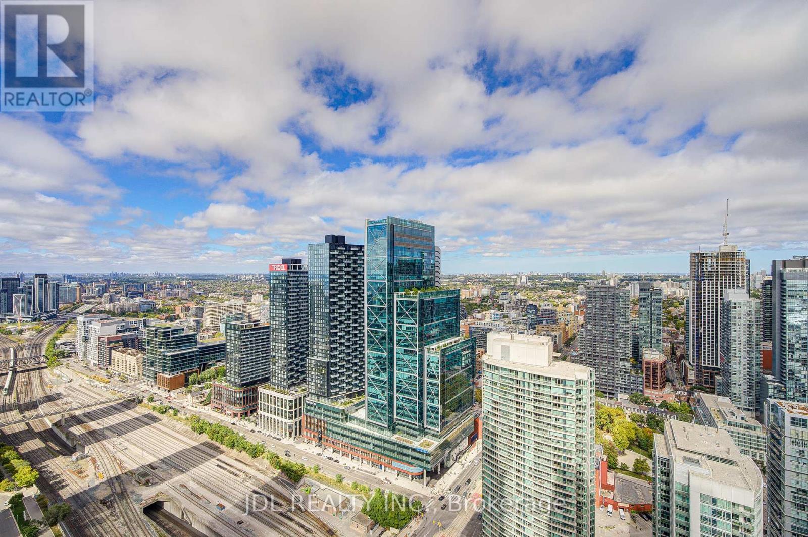 5112 - 1 Concord Cityplace Way, Toronto, ON - Outdoor With View