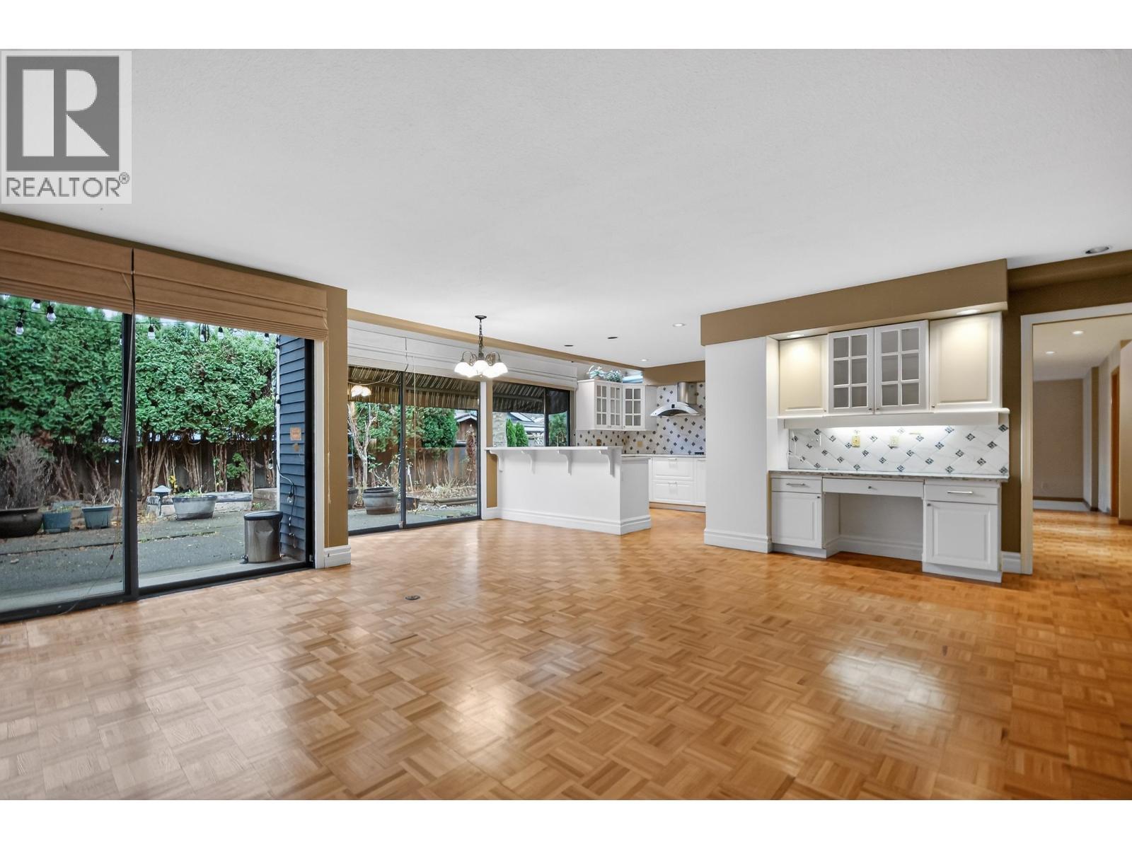 9839 Waller Court, Richmond, BC - Indoor