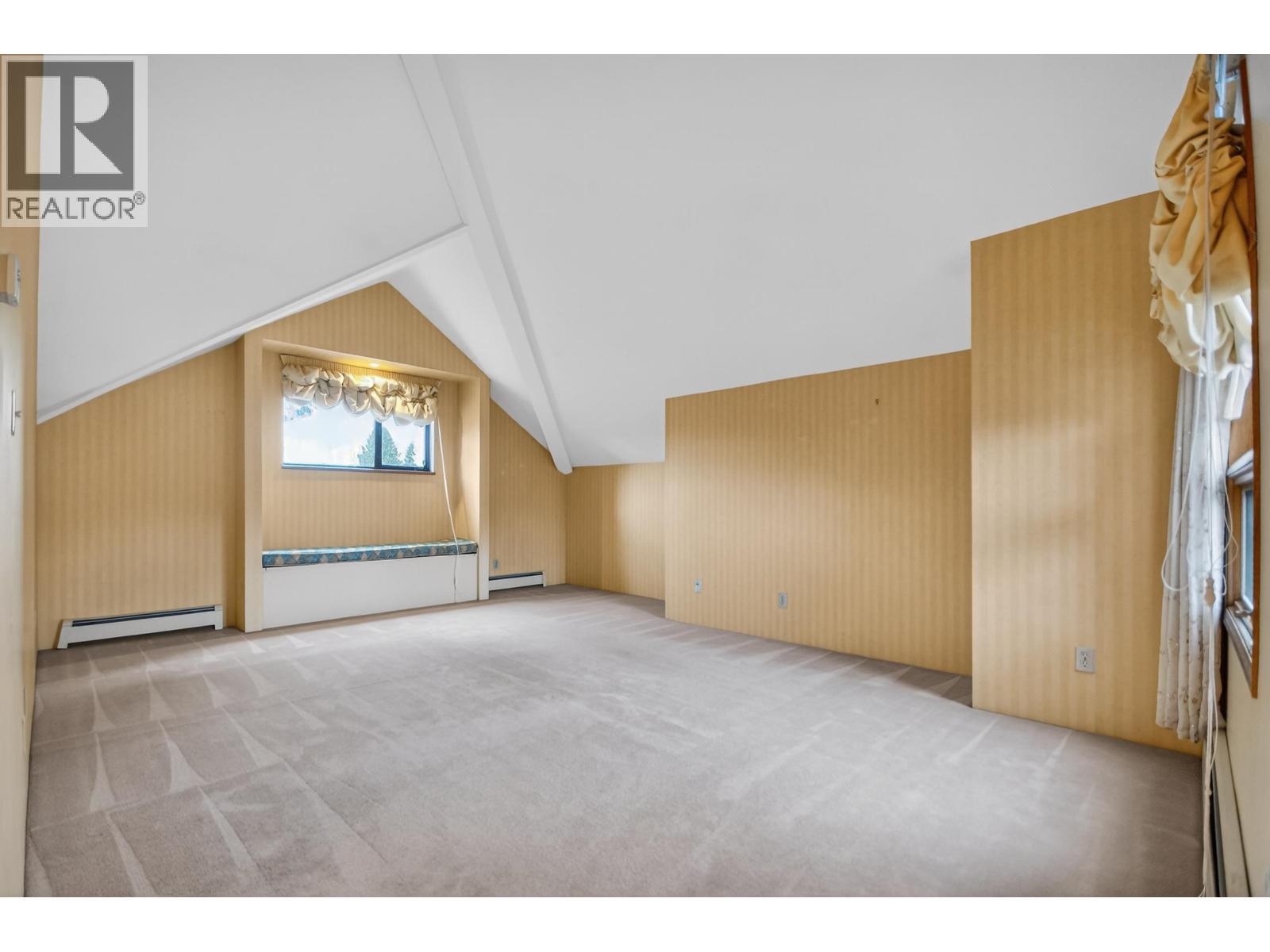 9839 Waller Court, Richmond, BC - Indoor Photo Showing Other Room