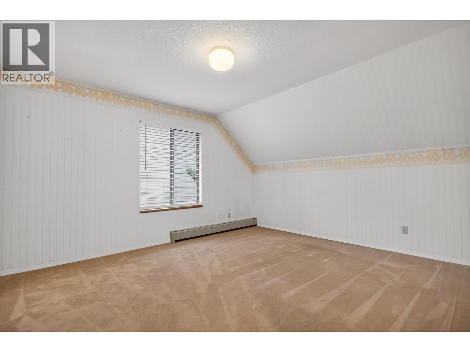 9839 Waller Court, Richmond, BC - Indoor Photo Showing Other Room