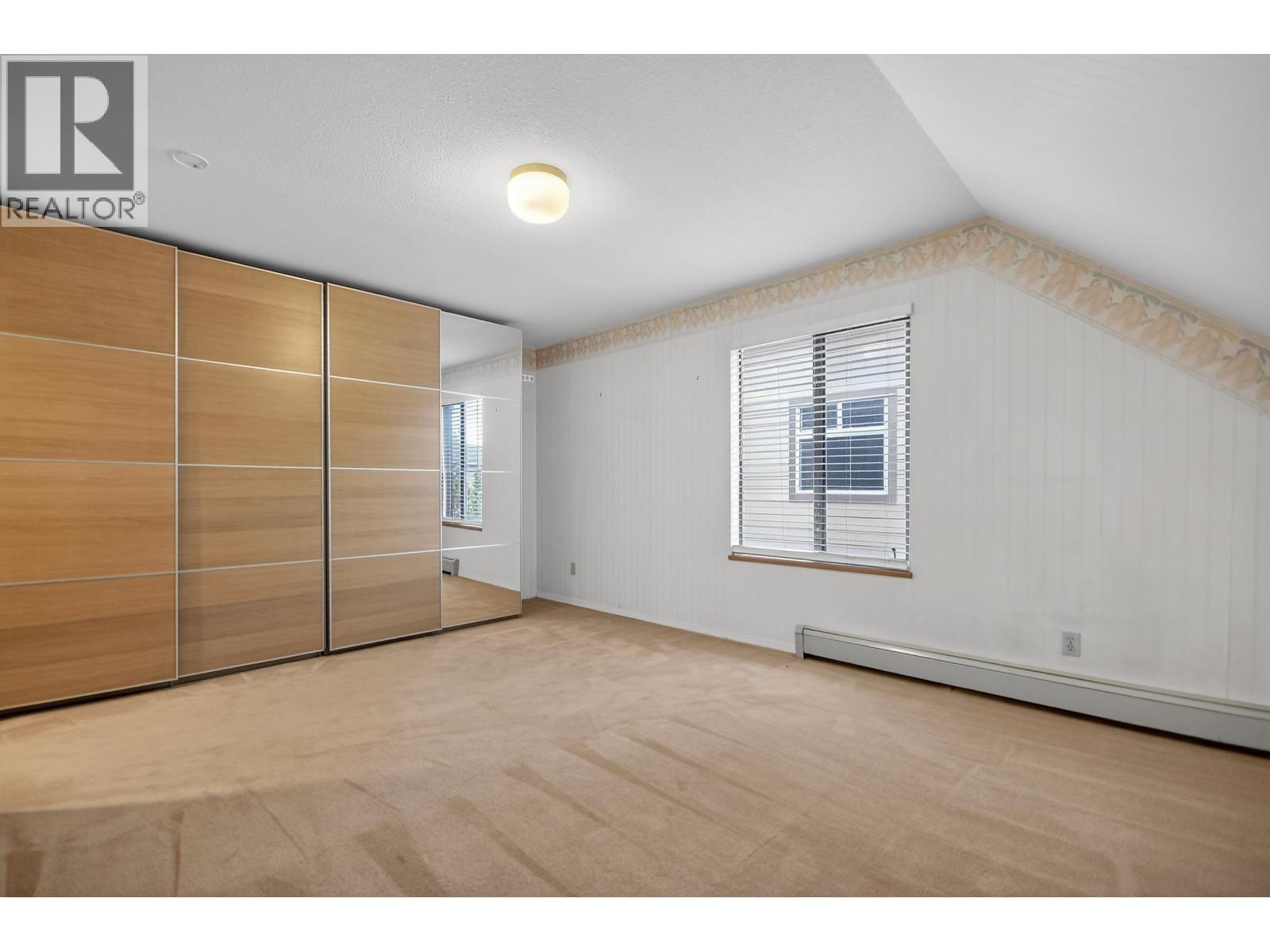 9839 Waller Court, Richmond, BC - Indoor Photo Showing Other Room