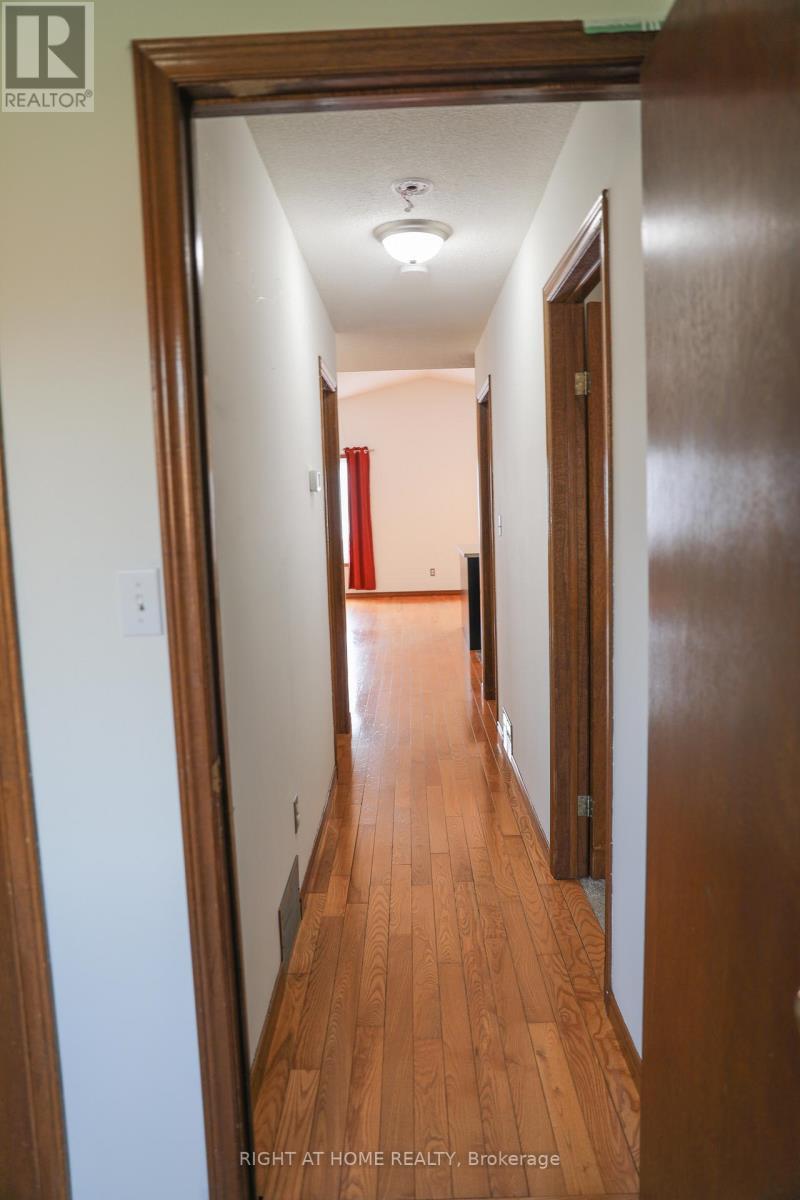 516 Springbank Avenue N, Woodstock (Woodstock - North), ON - Indoor Photo Showing Other Room