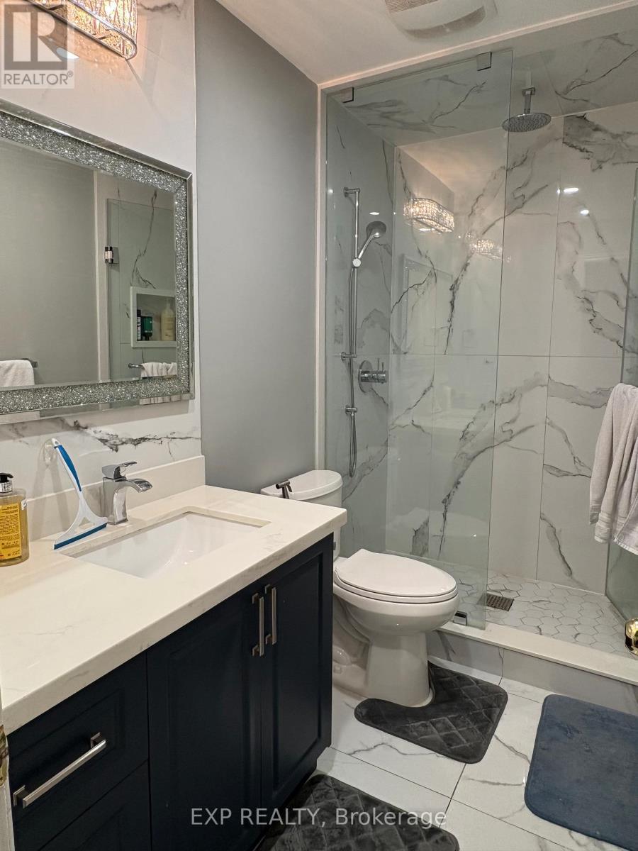 3810 Thomas Street, Mississauga, ON - Indoor Photo Showing Bathroom