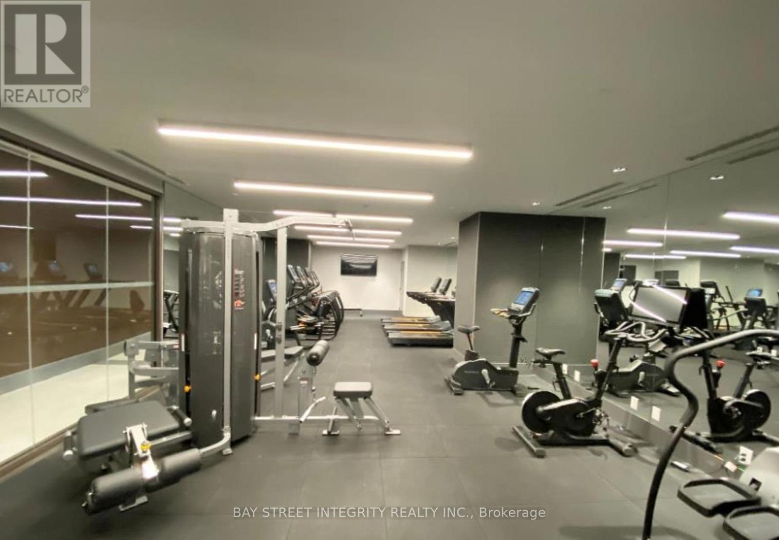 4105 - 8 Widmer Street, Toronto, ON - Indoor Photo Showing Gym Room
