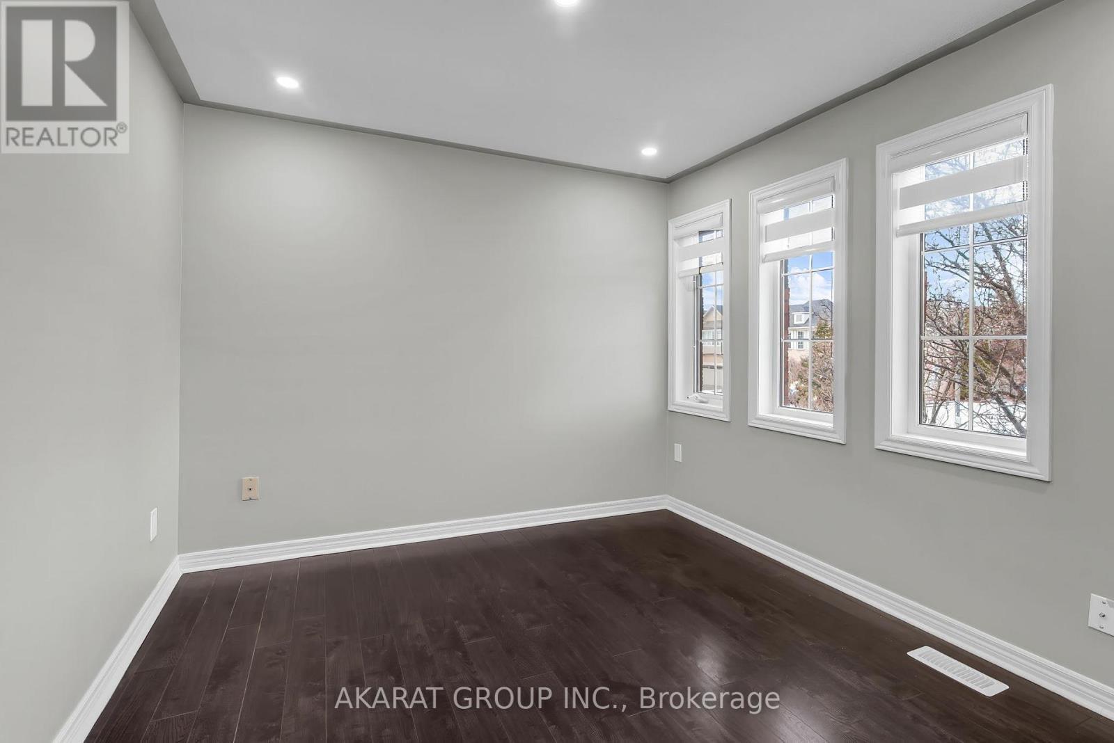 2365 Bankside Drive, Mississauga, ON - Indoor Photo Showing Other Room