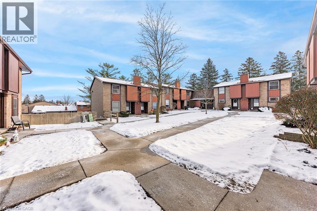 539 Willow Road Unit# 66, Guelph, ON - Outdoor