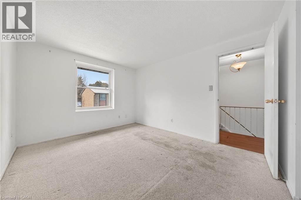 539 Willow Road Unit# 66, Guelph, ON - Indoor Photo Showing Other Room