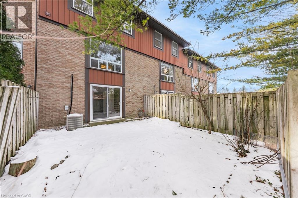539 Willow Road Unit# 66, Guelph, ON - Outdoor With Exterior