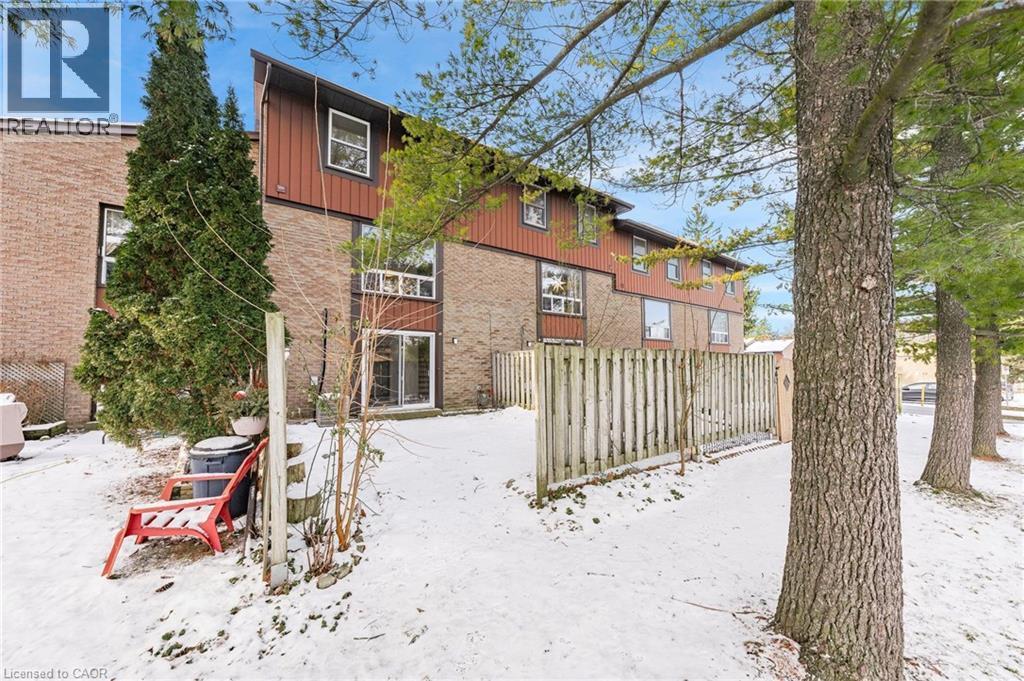 539 Willow Road Unit# 66, Guelph, ON - Outdoor