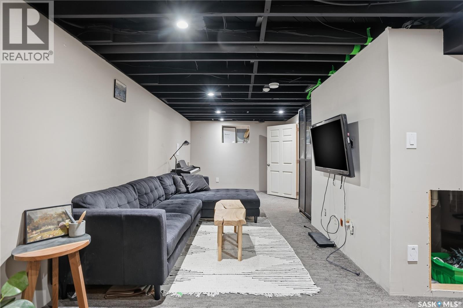 600 Mullin Avenue E, Regina, SK - Indoor Photo Showing Other Room