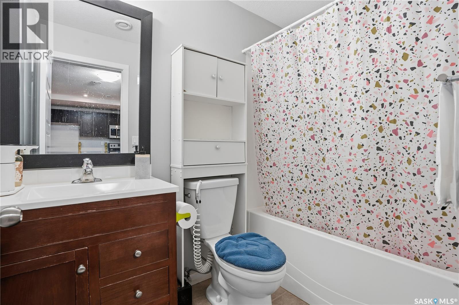 2842 Makowsky Crescent, Regina, SK - Indoor Photo Showing Bathroom