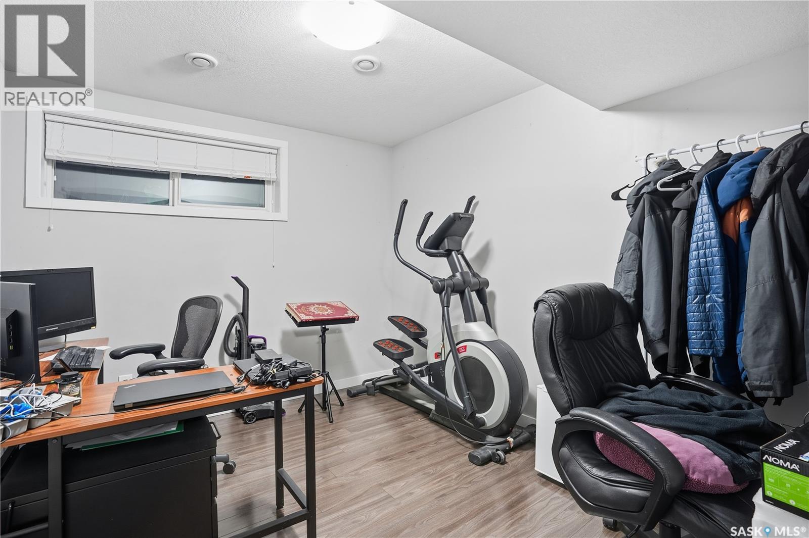 2842 Makowsky Crescent, Regina, SK - Indoor