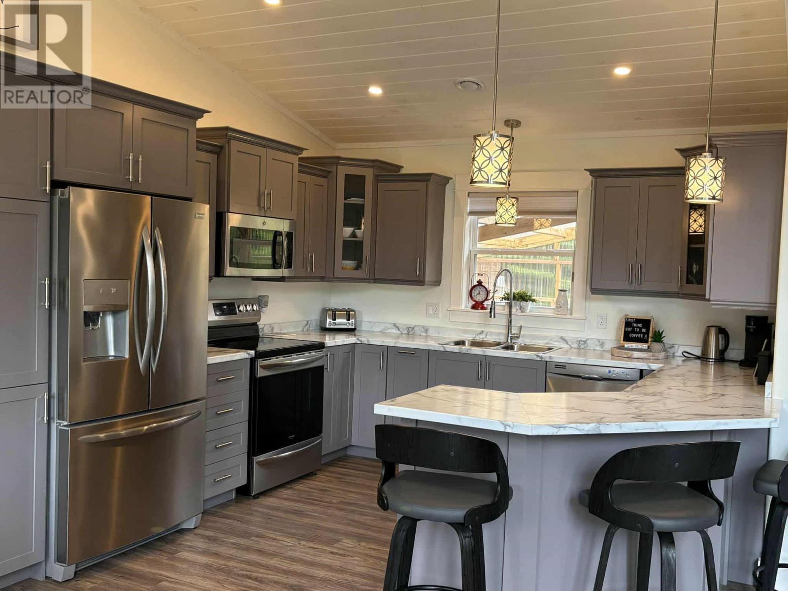 18 Angle Pond Road, Thorburn Lake, NL