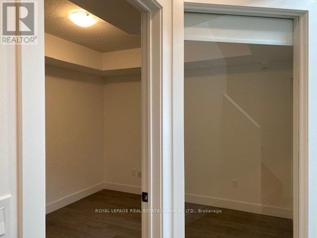 Th 9 - 200 Malta Avenue, Brampton, ON - Indoor