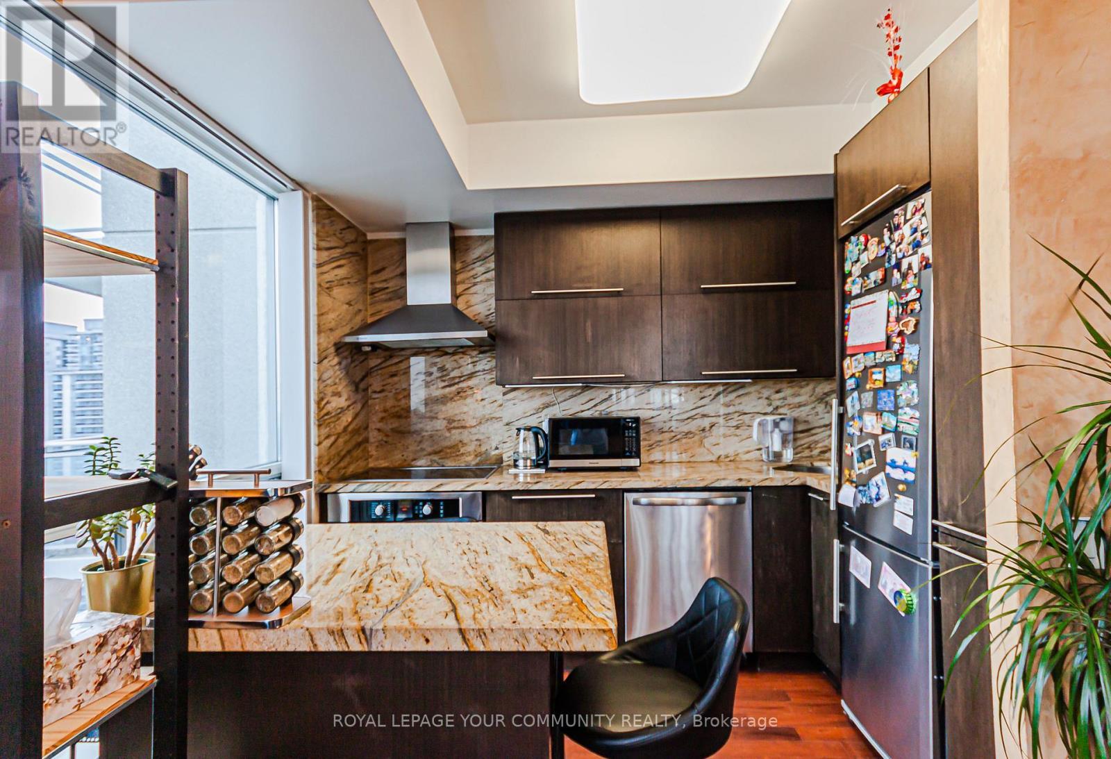 3003 - 21 Hillcrest Avenue, Toronto, ON - Indoor