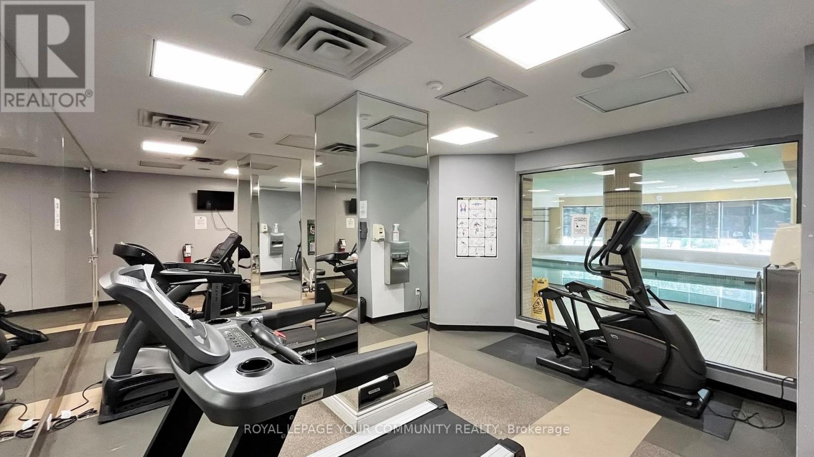 3003 - 21 Hillcrest Avenue, Toronto, ON - Indoor Photo Showing Gym Room