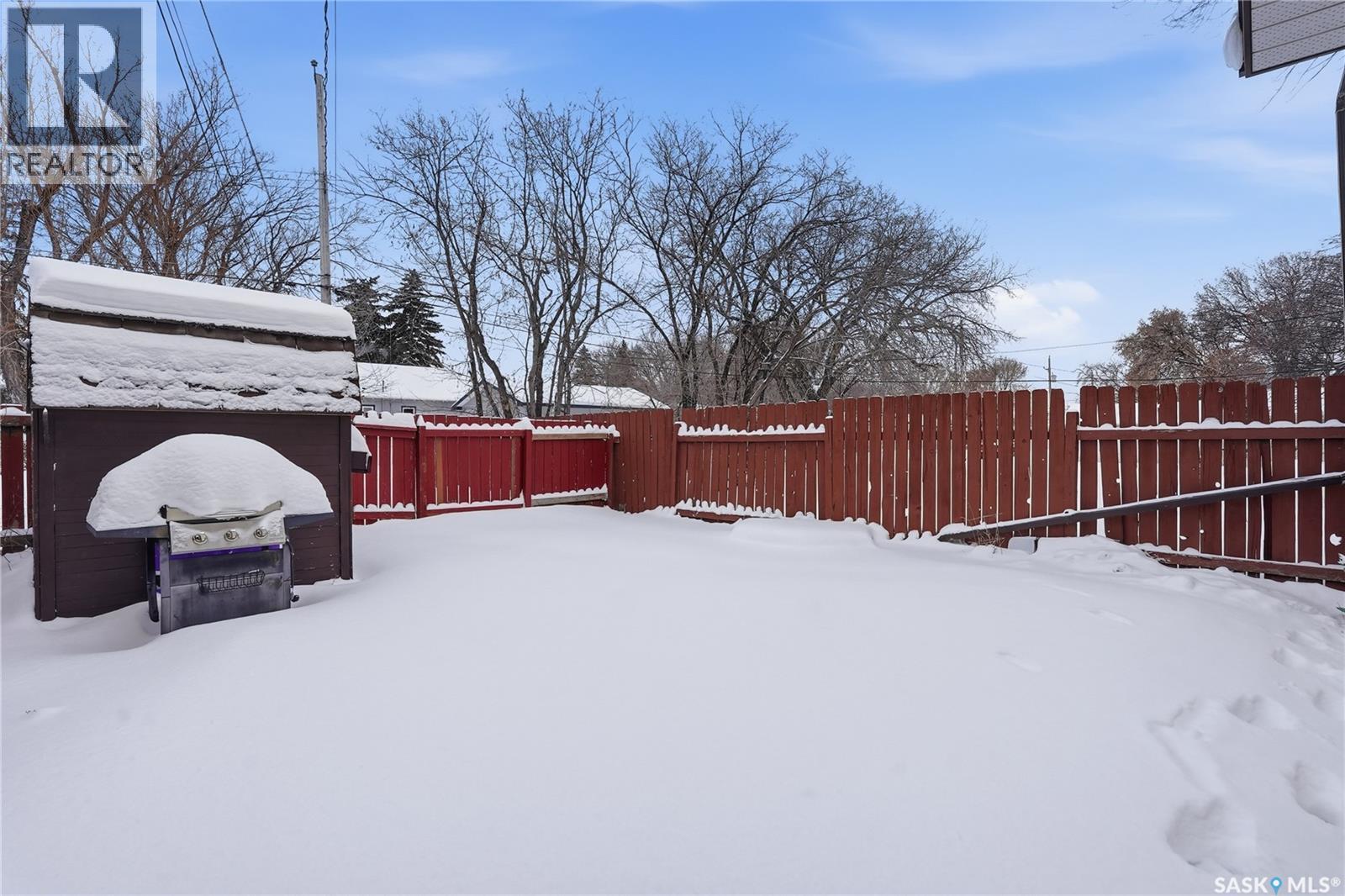 203A Dunlop Street, Saskatoon, SK - Outdoor