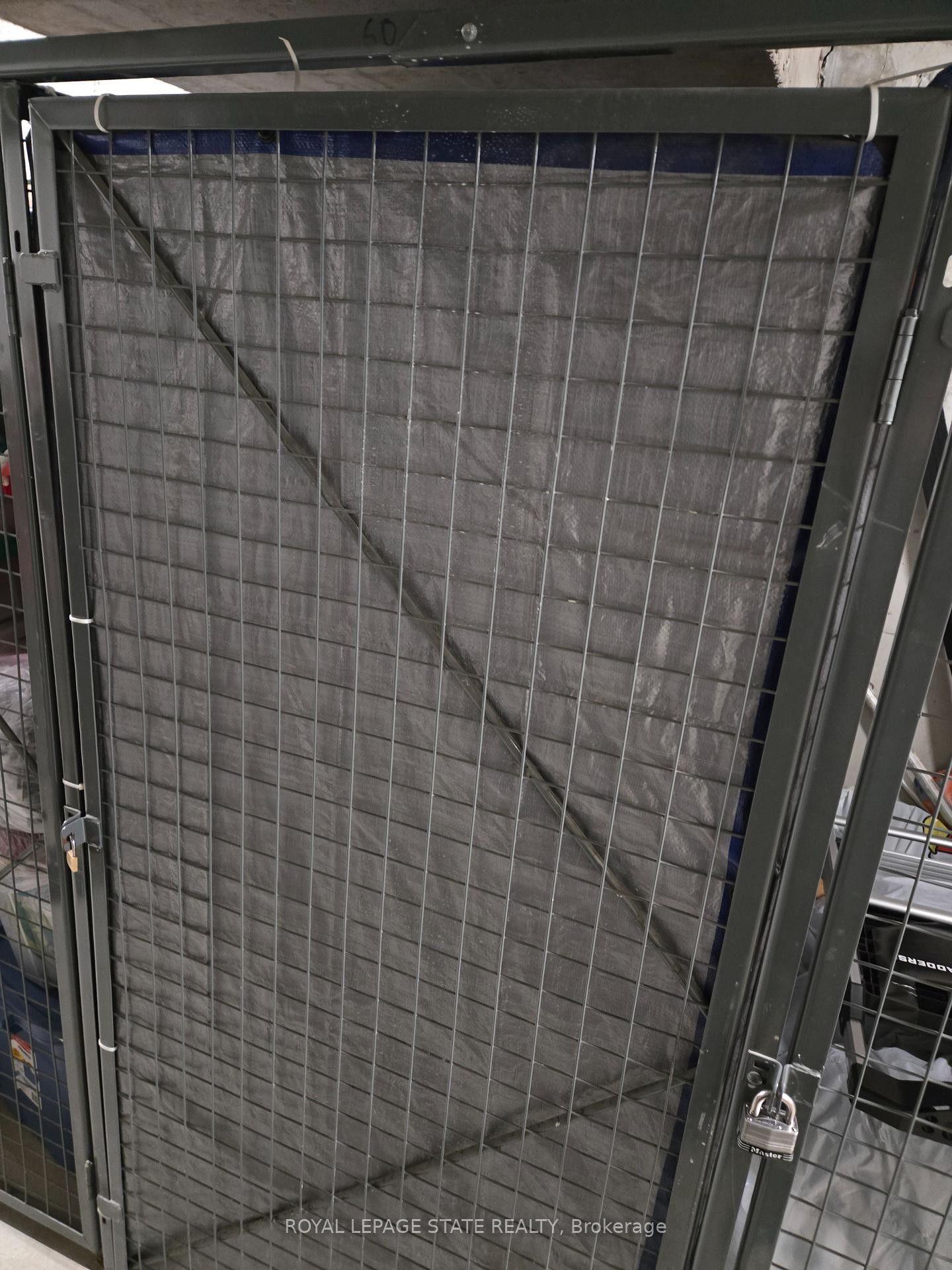 305-1390 Main Street E, Milton, ON - Indoor