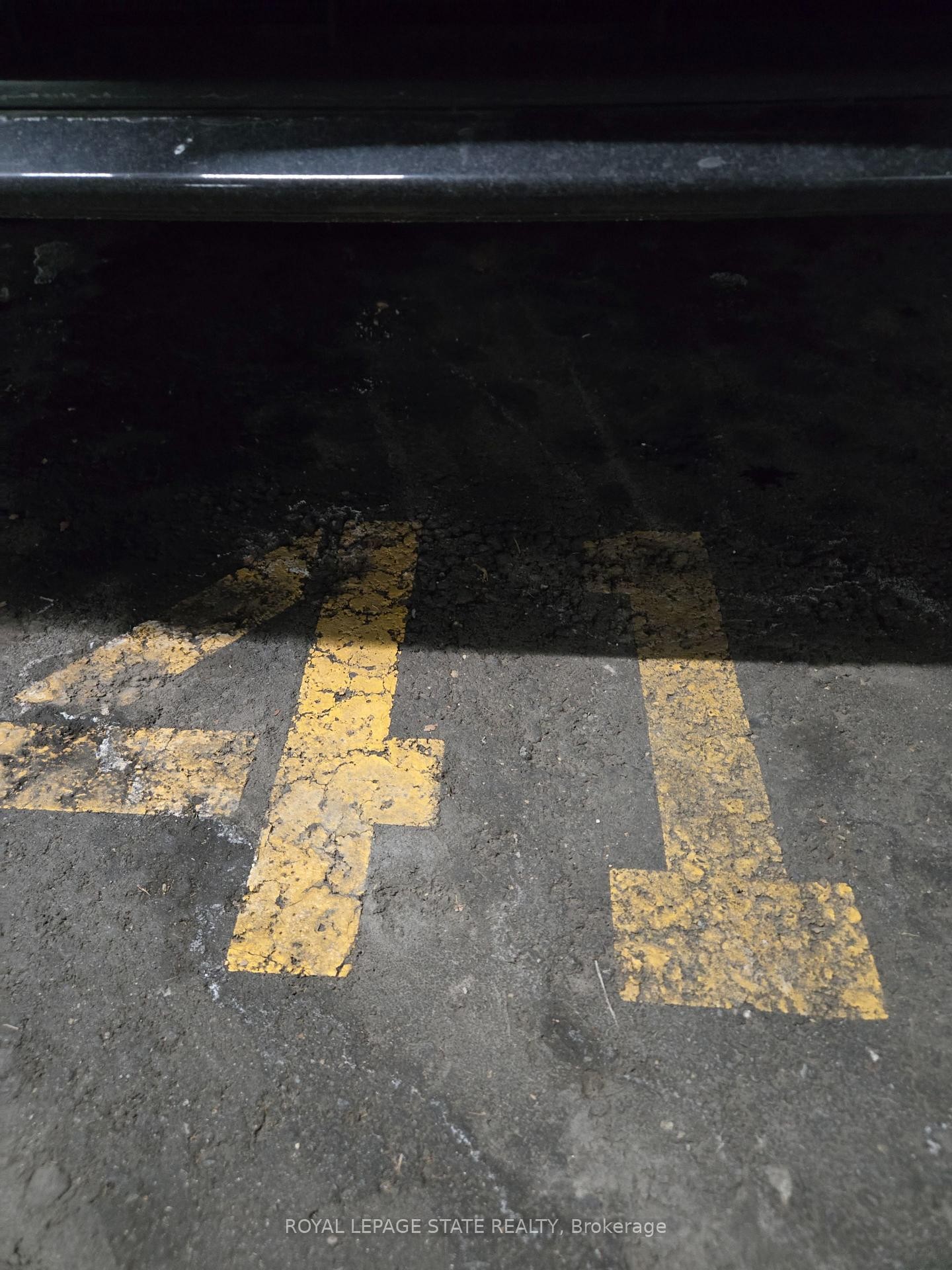 305-1390 Main Street E, Milton, ON - Outdoor