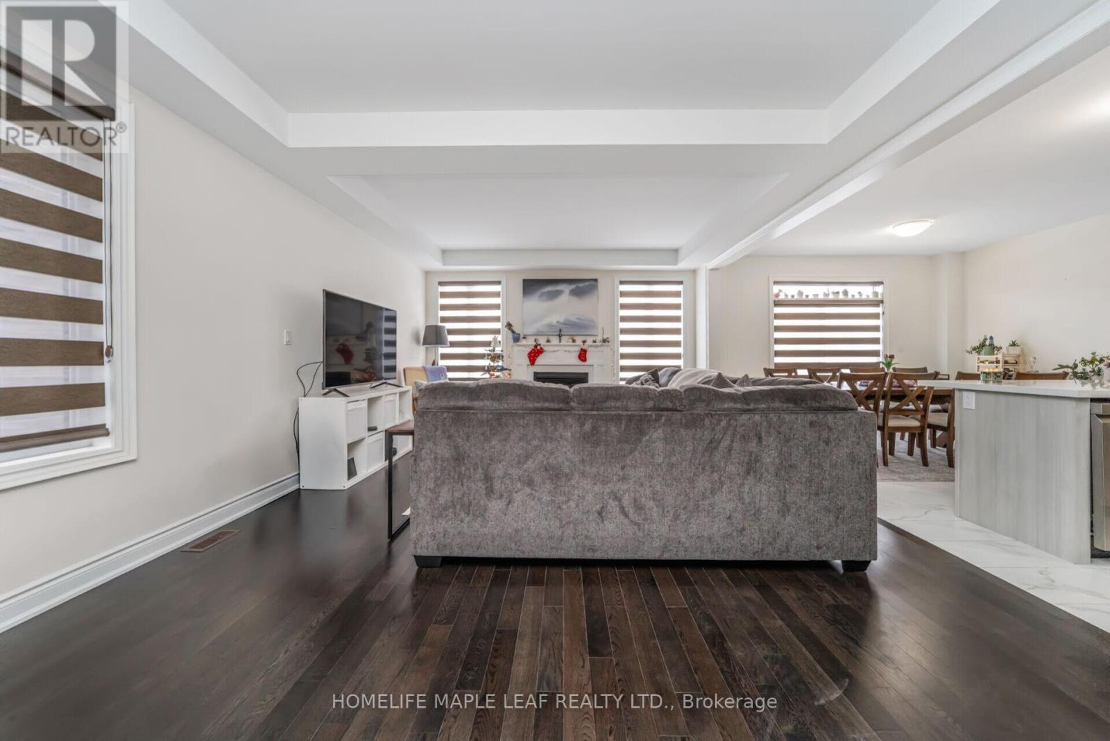 34 Orr Avenue, Erin, ON - Indoor Photo Showing Other Room