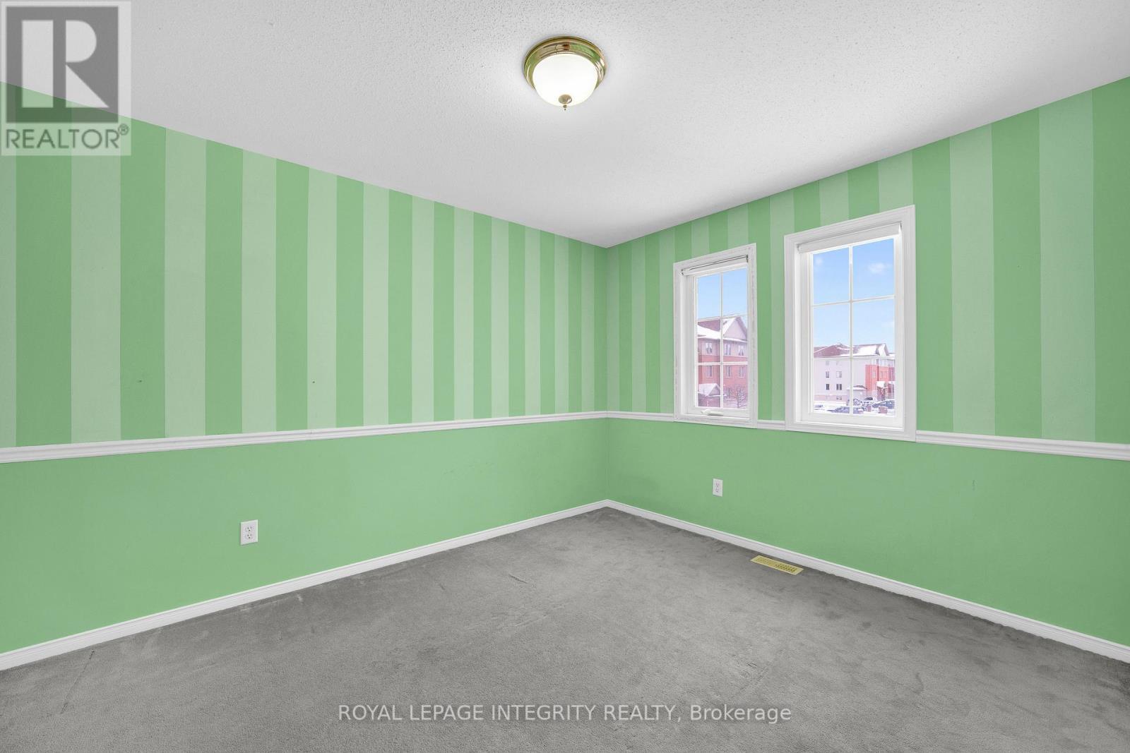 37 Barnstone Drive, Ottawa, ON - Indoor Photo Showing Other Room