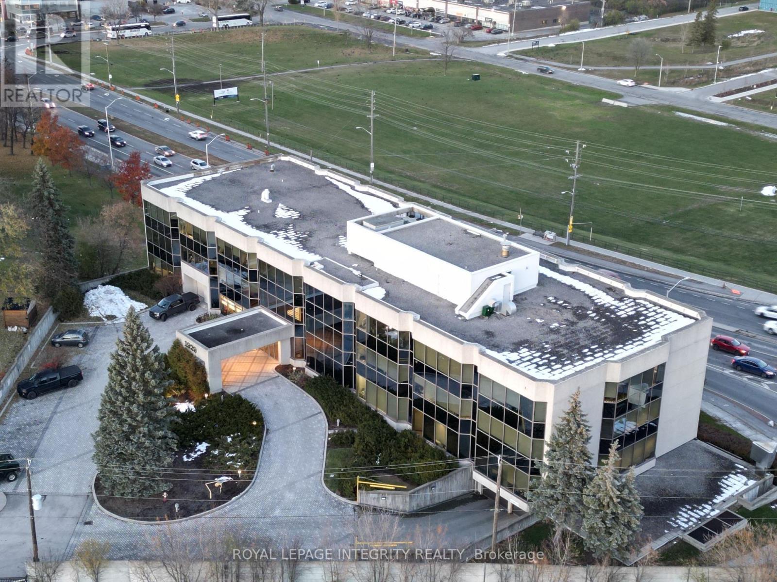 204 - 1929 Russell Road, Ottawa, ON