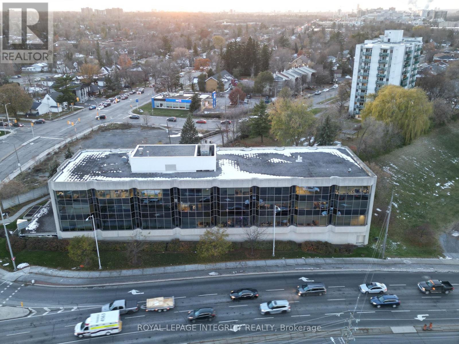 204 - 1929 Russell Road, Ottawa, ON