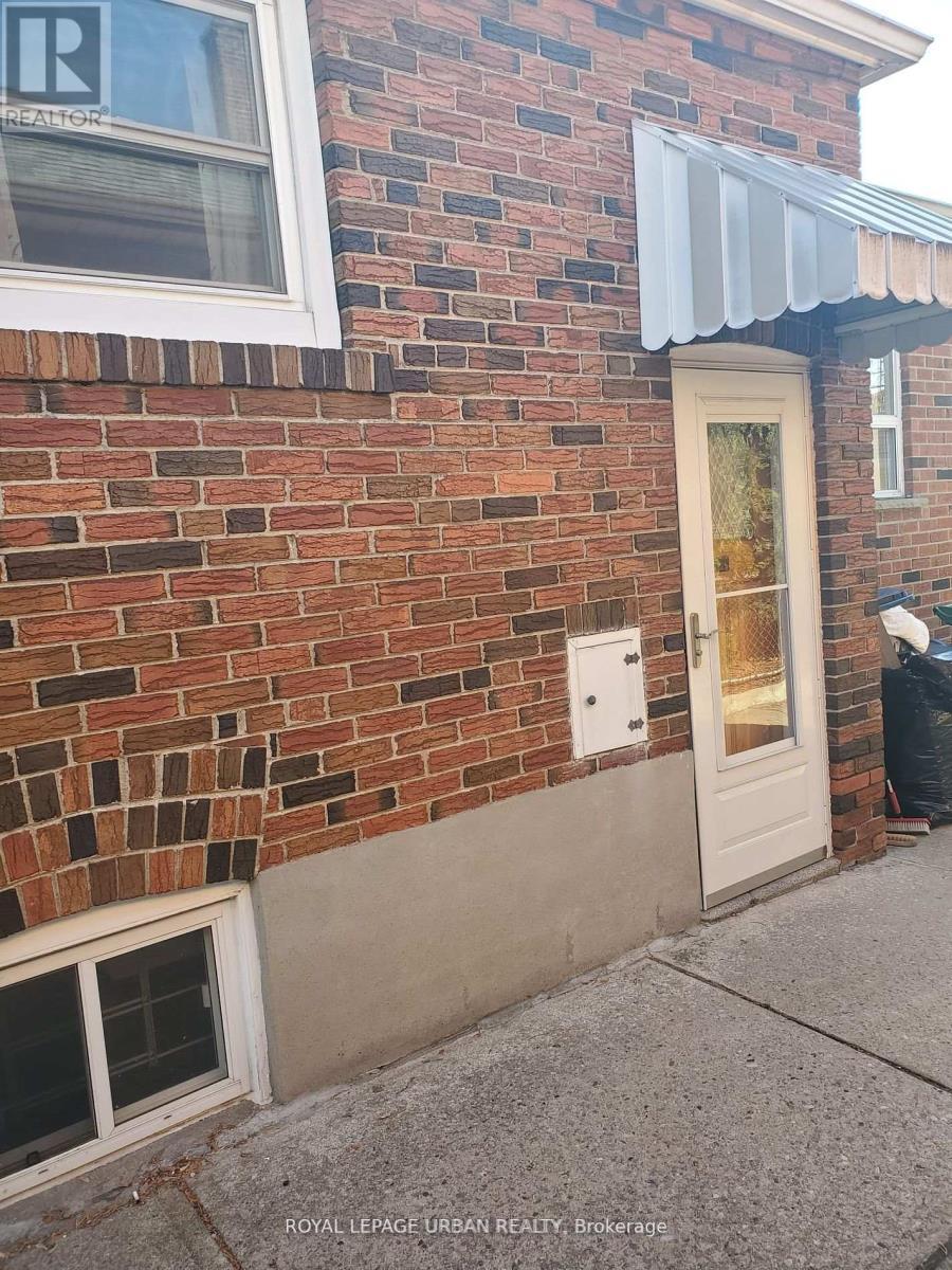 304 Linsmore Crescent, Toronto, ON - Outdoor With Exterior