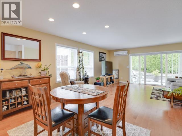 24-4415 Manson Ave, Powell River, BC - Indoor Photo Showing Dining Room
