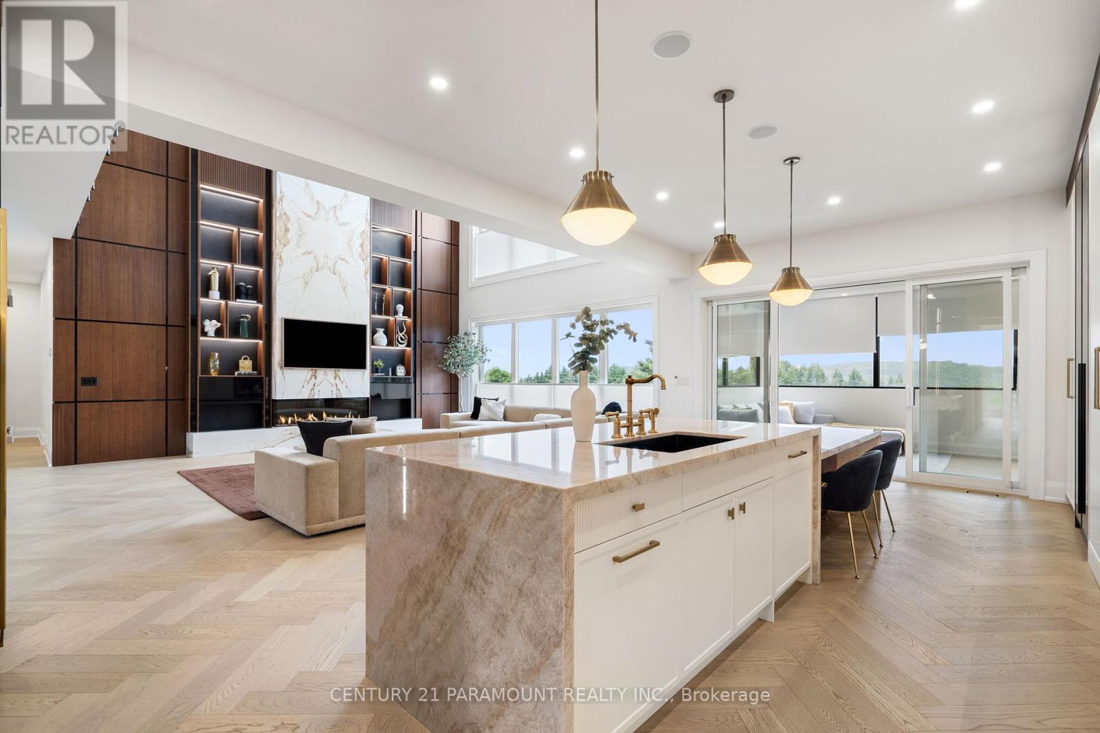 16322 Hillview Place, Caledon, ON - Indoor Photo Showing Kitchen With Upgraded Kitchen