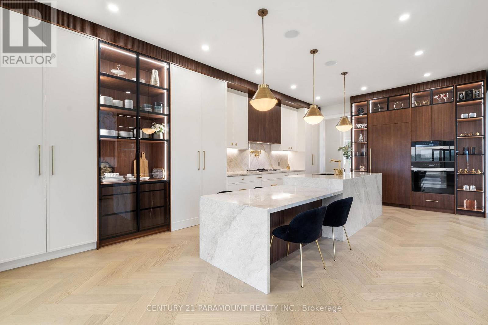 16322 Hillview Place, Caledon, ON - Indoor Photo Showing Kitchen With Upgraded Kitchen