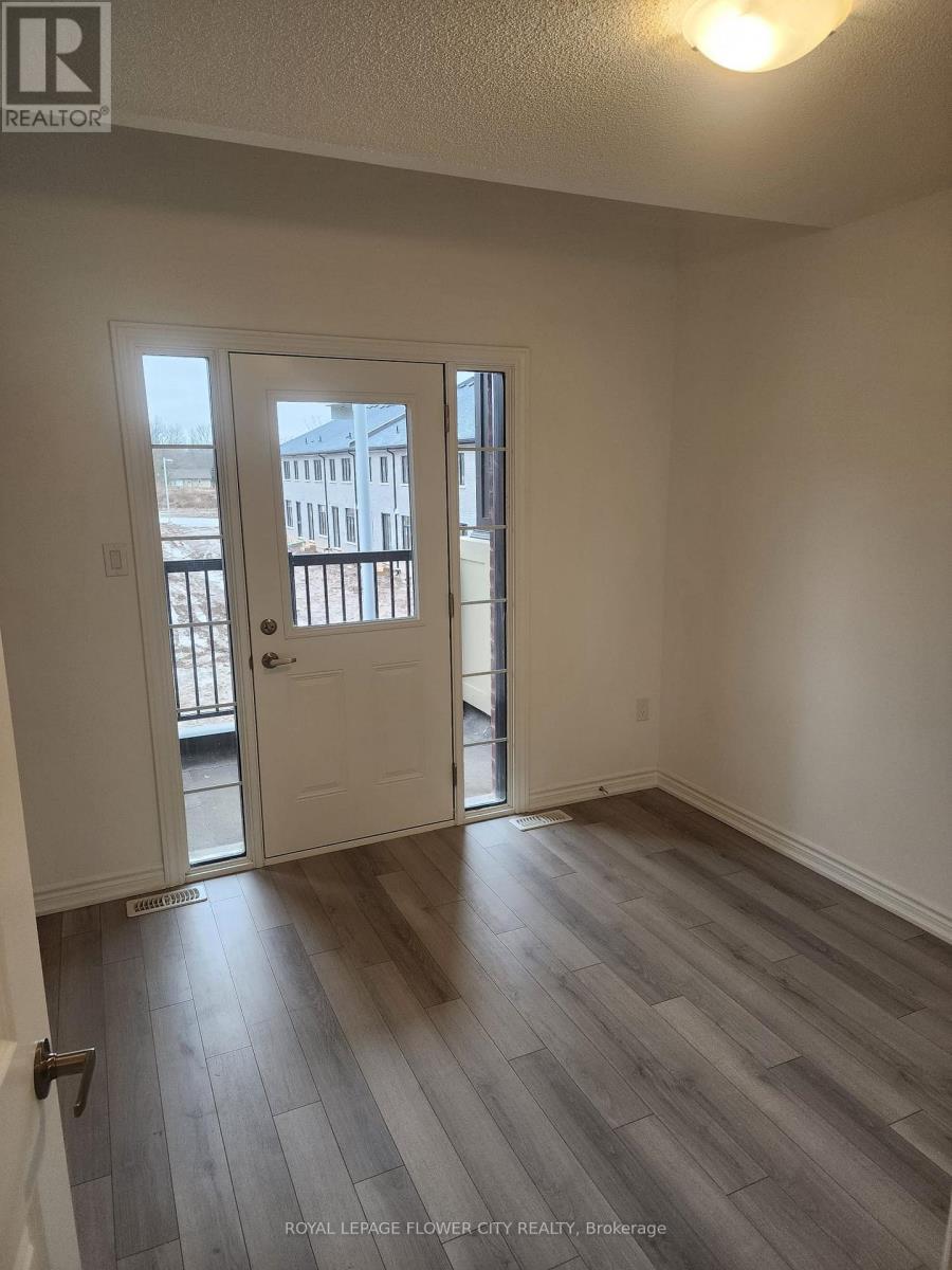 7432 Baycrest Common, Niagara Falls, ON - Indoor Photo Showing Other Room