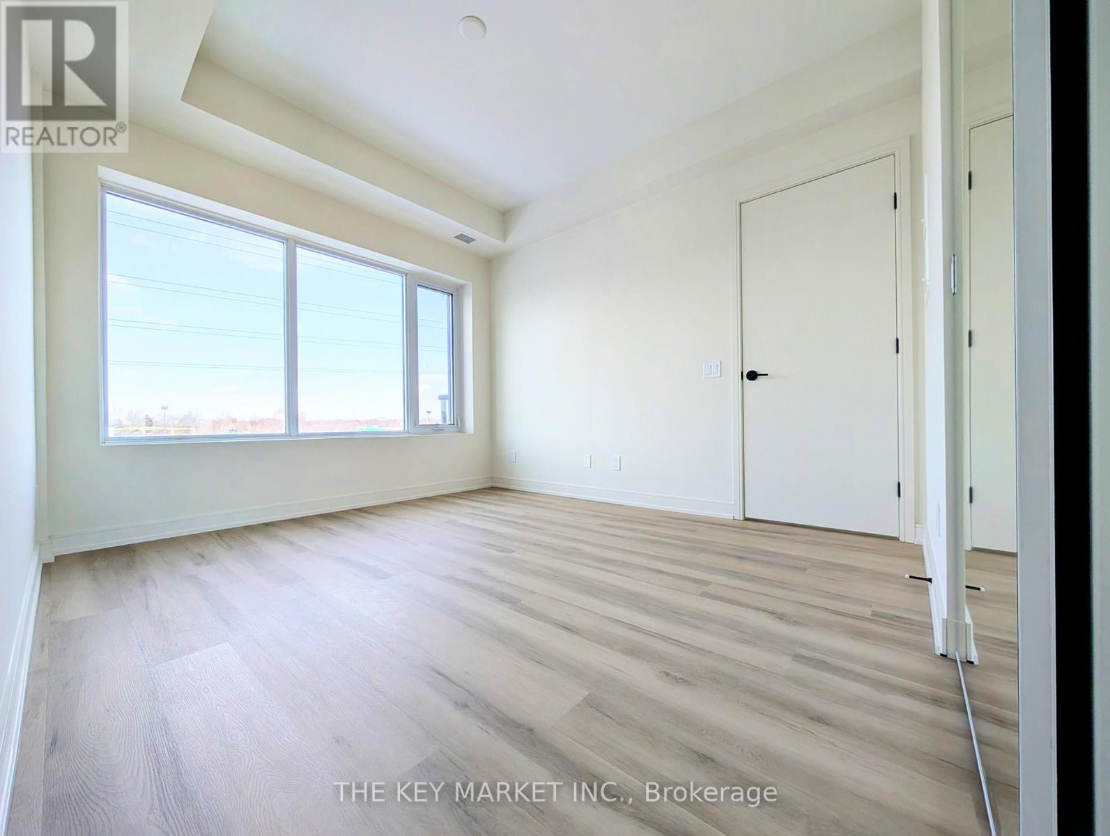 306 - 8020 Derry Road, Milton, ON - Indoor Photo Showing Other Room