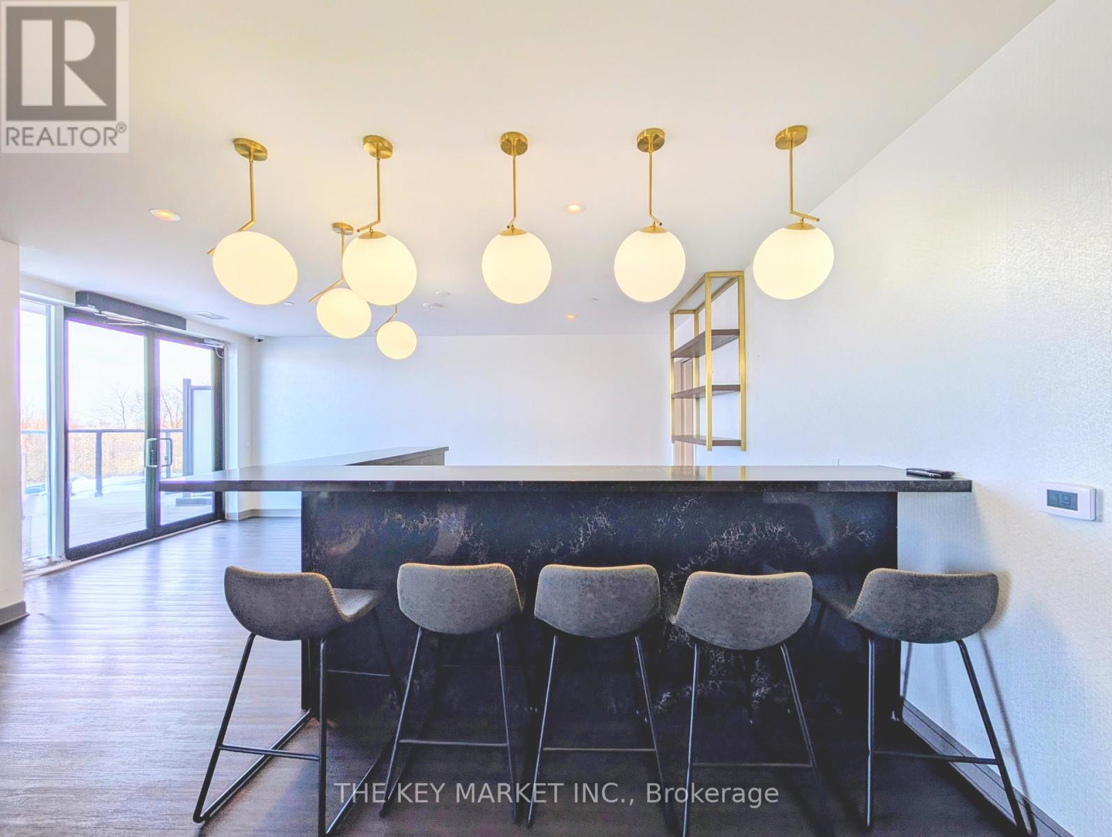 306 - 8020 Derry Road, Milton, ON - Indoor