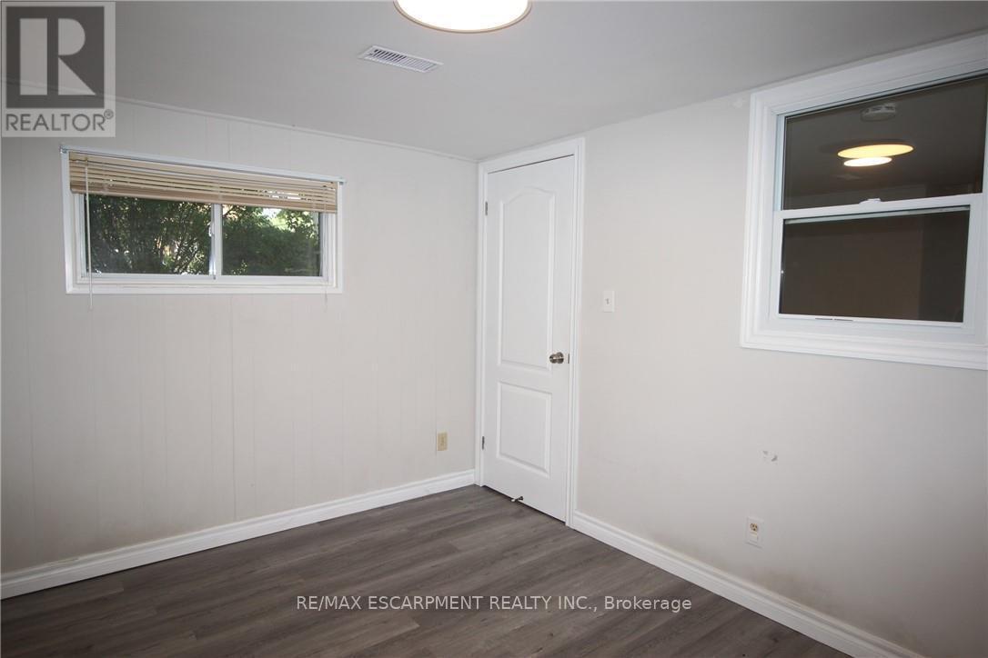 4 Purnell Drive, Hamilton, ON - Indoor Photo Showing Other Room