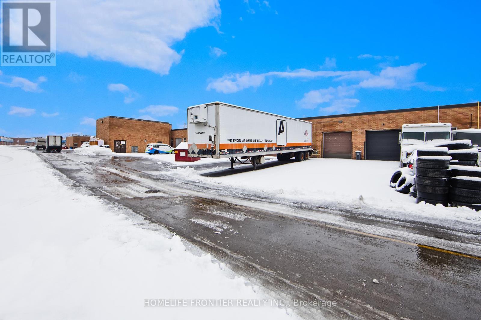 1077 Britannia Road E, Mississauga, ON