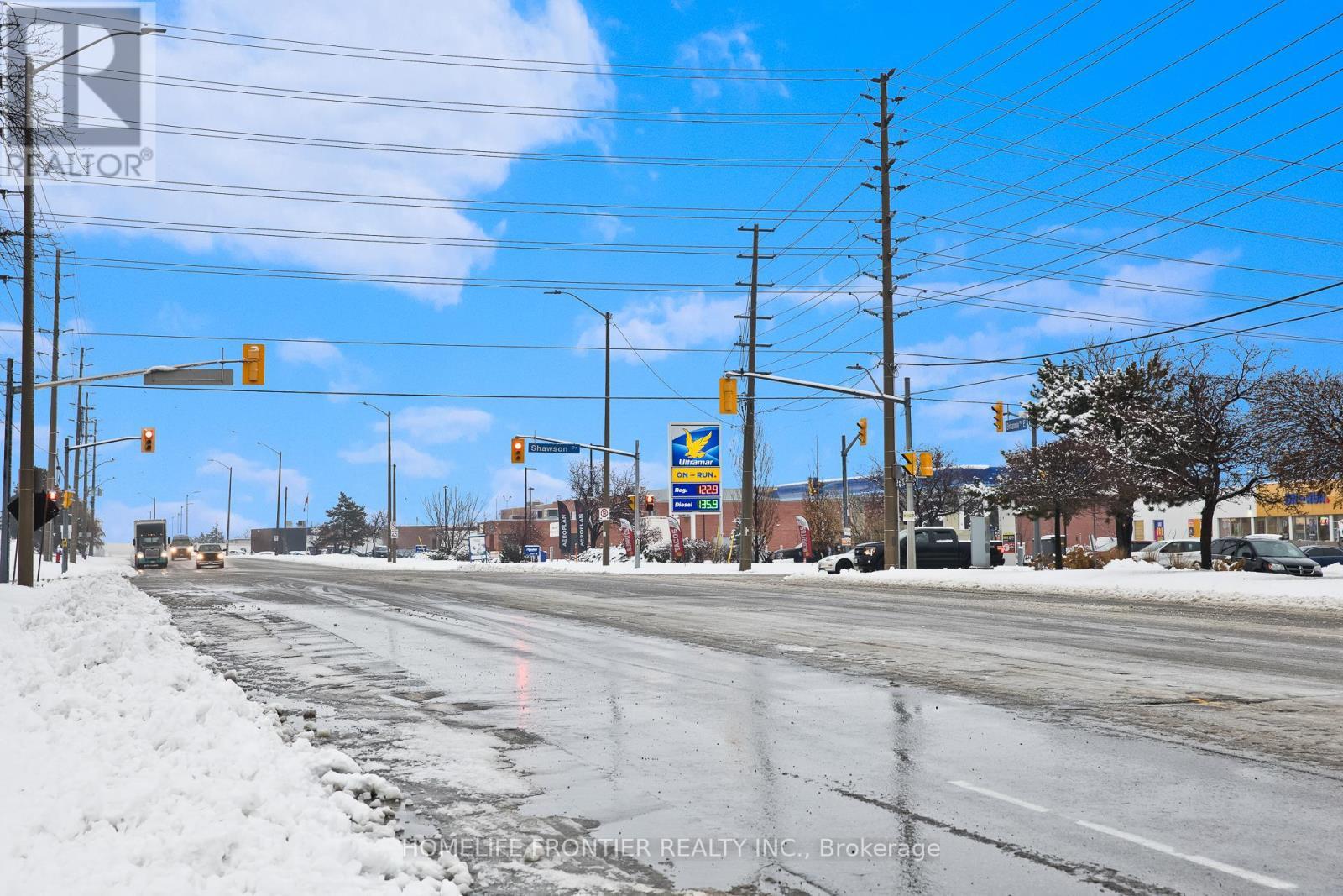 1077 Britannia Road E, Mississauga, ON