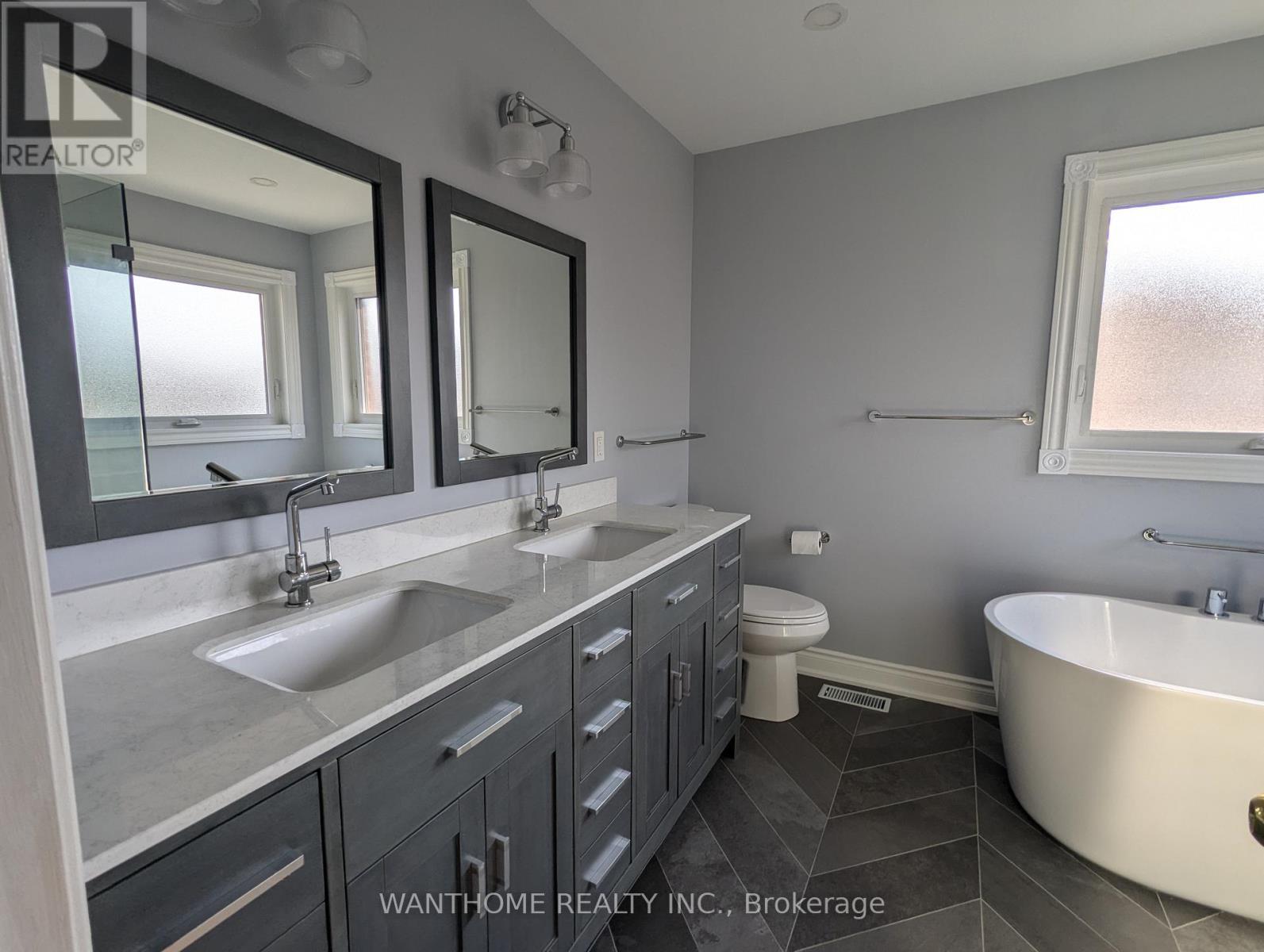5533 Loonlake Avenue, Mississauga, ON - Indoor Photo Showing Bathroom