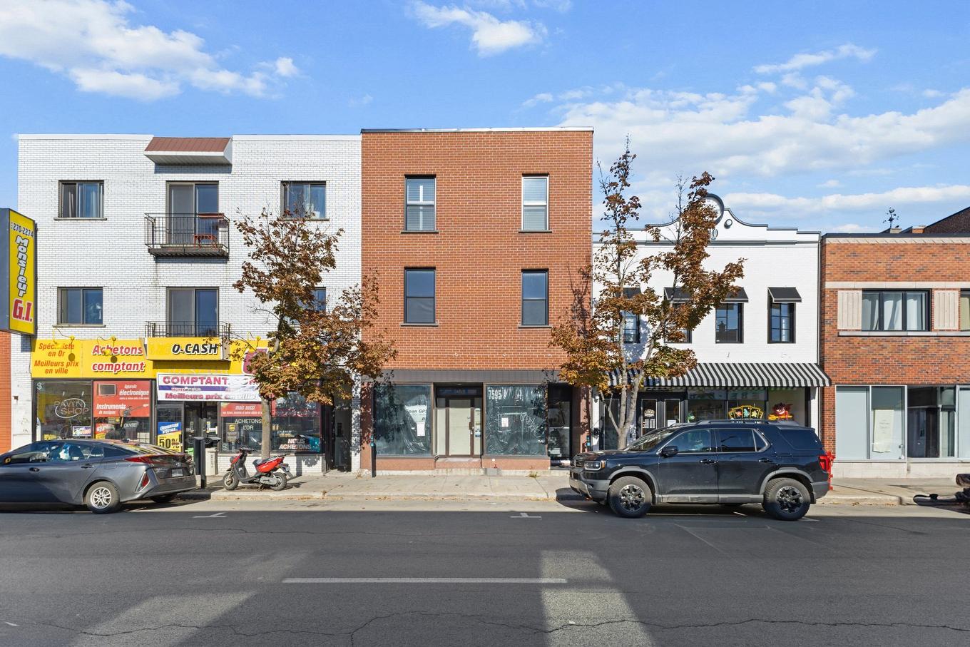 Façade - 7591 Rue St-Hubert, Montréal (Villeray/Saint-Michel/Parc-Extension), QC - Outdoor