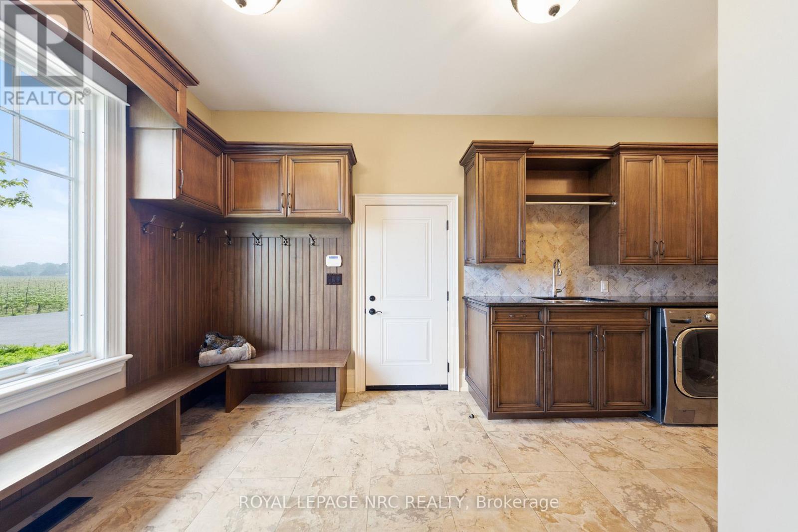 1234 Lakeshore Road, Niagara-On-The-Lake (Lakeshore), ON