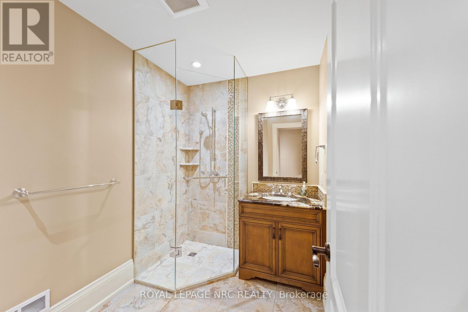 1234 Lakeshore Road, Niagara-On-The-Lake (Lakeshore), ON