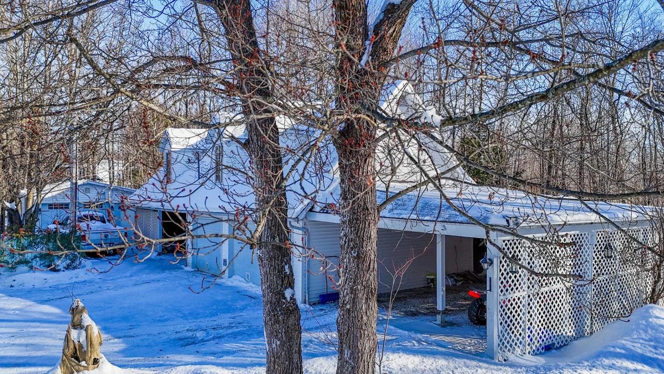 Garage - 1759 Ch. Fortin, Magog, QC - Outdoor