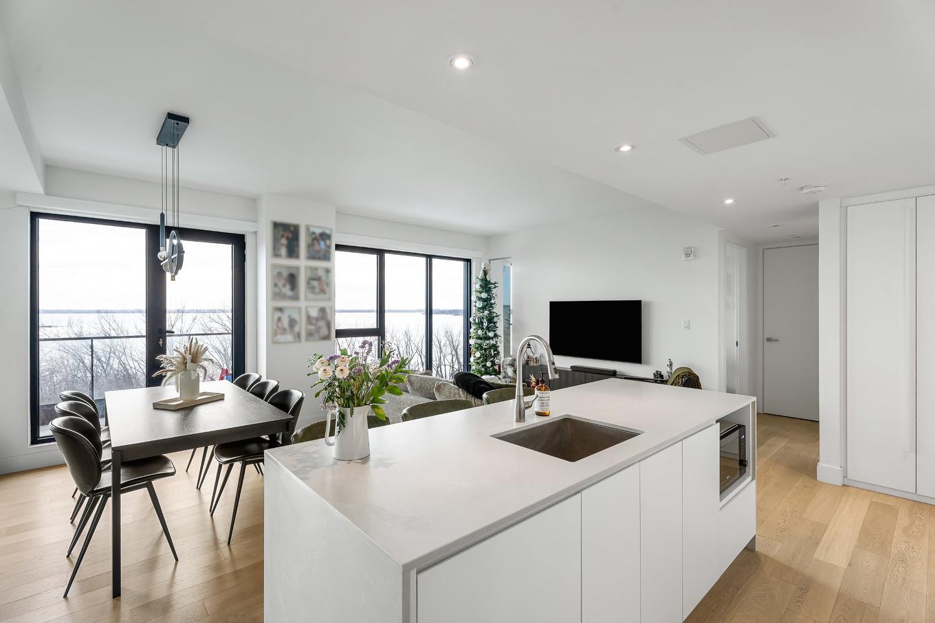 Kitchen - 708-900 Rue André-Prévost, Montréal (Verdun/Île-Des-Soeurs), QC - Indoor