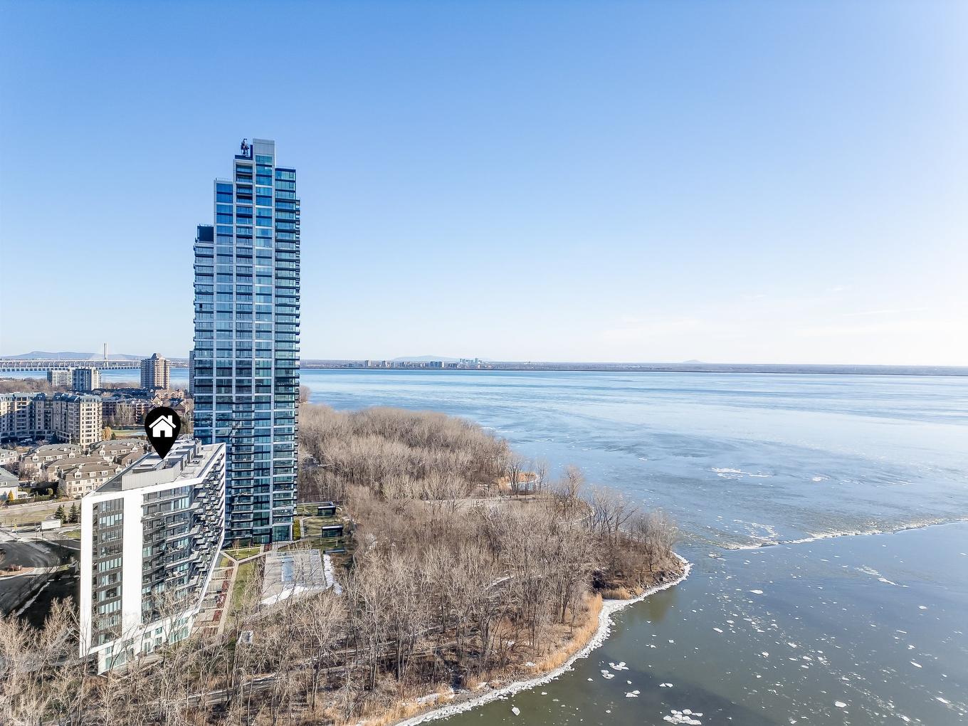 Aerial photo - 708-900 Rue André-Prévost, Montréal (Verdun/Île-Des-Soeurs), QC - Outdoor With Body Of Water With View