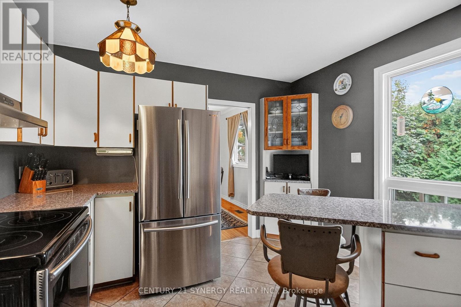 7 St Remy Drive, Ottawa, ON - Indoor Photo Showing Other Room