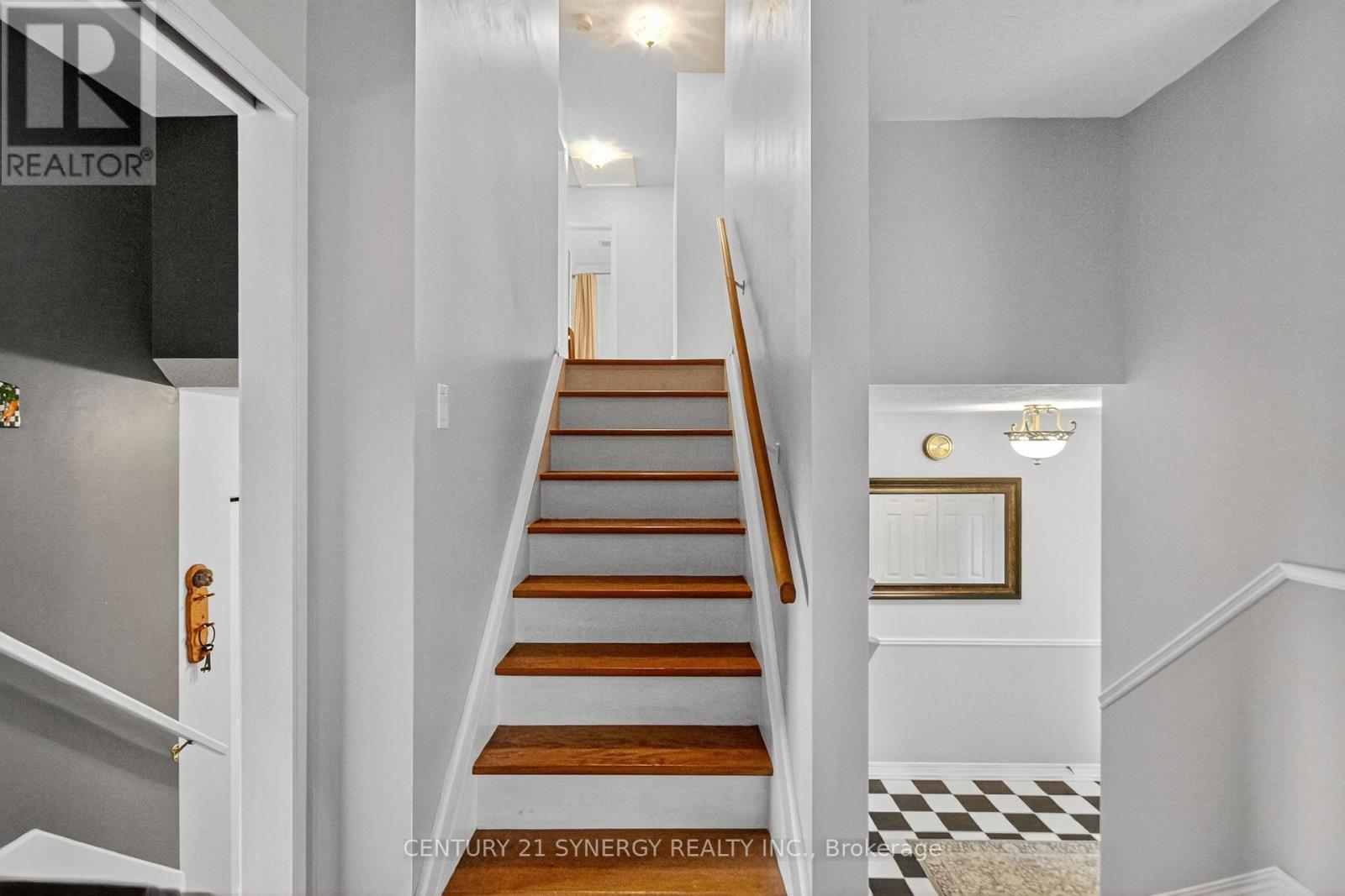 7 St Remy Drive, Ottawa, ON - Indoor Photo Showing Other Room